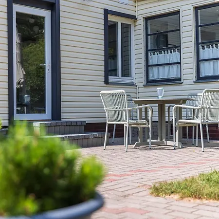 Vytauto 105, By Cohost * 팔랑가