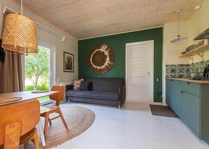 Vytauto 105, By Cohost 팔랑가