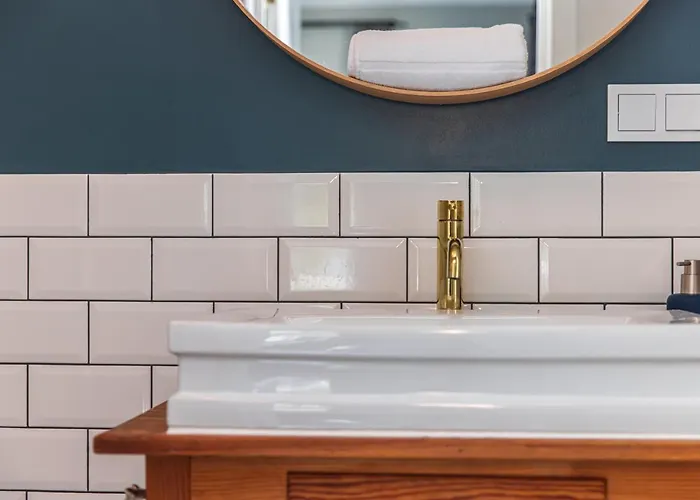 Vytauto 105, By Cohost *