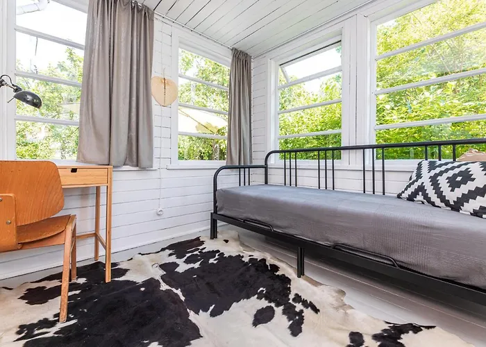 Vytauto 105, By Cohost * 팔랑가