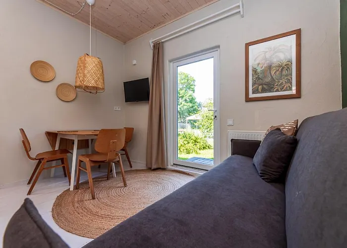 Vytauto 105, By Cohost * 팔랑가