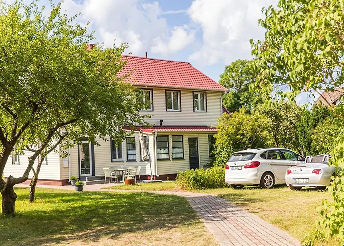 Vytauto 105, By Cohost *